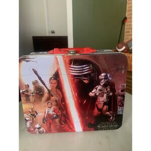 Star Wars, the force awakens lunchbox